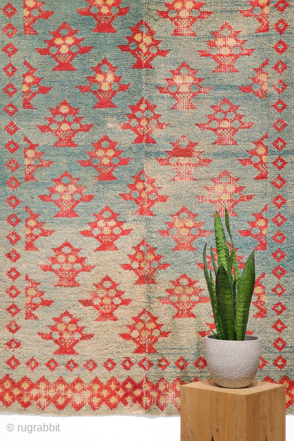 ¡Hola! A rare early 19th century, or even 18th century, antique Alpujarra rug from Granada, Spain, woven with the traditional looped technique on a linen base. It is very rare to find ...