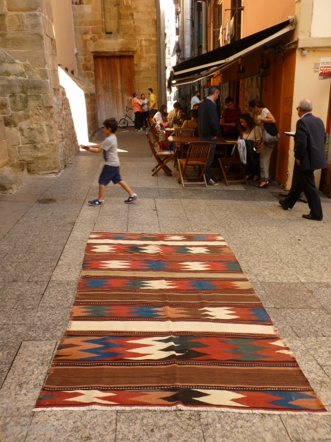 Caucasian kilim with nice shinny wool, tightly woven, some old repairs (see photos). 252x158 cms                  