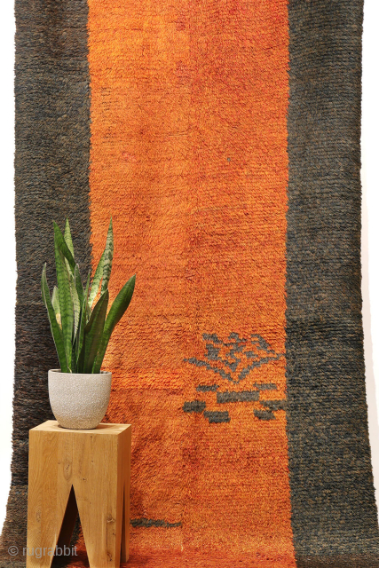 An exceptional Antique Uzbek Julkhyr Rug with Inscription.
This extraordinary antique Uzbek Julkhyr rug stands out immediately due to a rare inscription woven directly into its design. Please also note the asymetry in ...