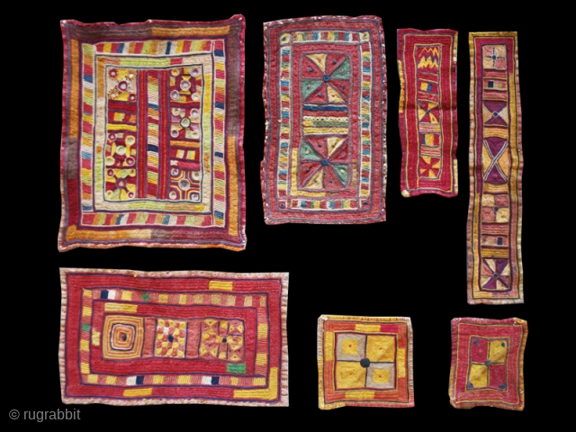 Small collection of Indian embroideries. Early 20th. century. Silk and cotton. Bajara people. Karnataka region. Size from cm. 12 x 10 (4.8" x 4") to cm. 30 x 25 (12" x 10").
Very  ...