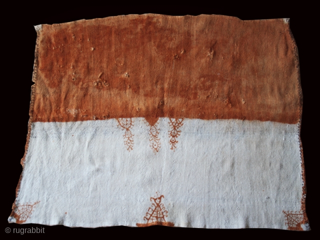 Headscarf Adrar cod. 0735. Wool traditional dyes (henna). Feija territory. Morocco. 20TH. century. Dimension cm. 101 x 83 (40" x 33").            