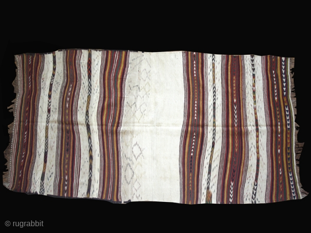 Kilim cod. 0423. North Afghanistan Sar I Pul area. Very good condition. Dimension cm. 140 x 270 (55 x 106 inches)            