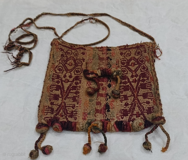 Early " chuspa " (coca leaf bag) 
Before 19th century 
For price and details please contact 
nooristanartgallery@yahoo.com                