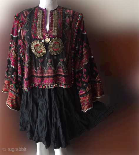 Tribal old Jumlo Wedding dress from Kohistan valley of Pakistan 
Complete handcrafted,  the embroidery is very fine handmade and silk 
In its best condition 
       