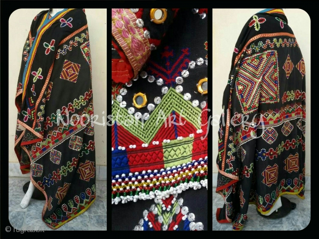 Tribal Kohistan Valley woman wedding shawl.Complete hand embroidery.
                         