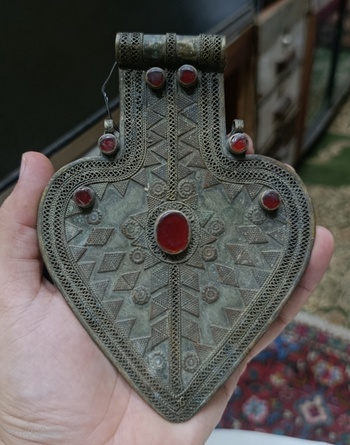 Non silver tribal turkman pendant from Afghanistan 
Contact for details and best prices @ nooristanartgallery@yahoo.com                  