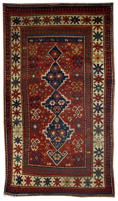 #1B558  Handmade antique Caucasian Kazak rug 3.11' x 6.1' ( 121cm x 186cm ) 1900.C                 
