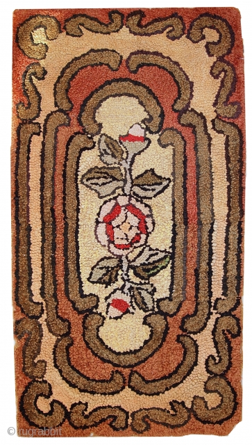 #1C335  Handmade antique American hooked rug 1,6' x 2,10' ( 49cm x 91cm ) 1900.C                 