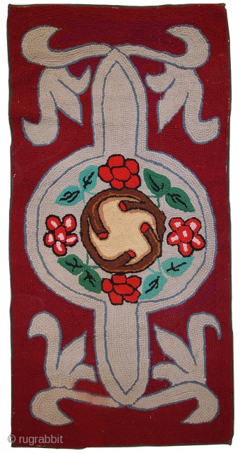 #1C341  Handmade antique American Hooked rug 2,2' x 4,4' ( 67cm x 135cm ) 1930.C
                 
