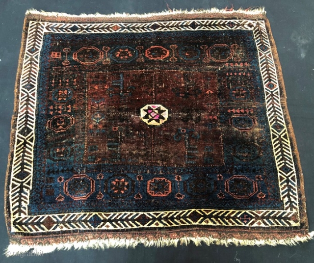 Antique beluch bag face with silk knots in it .88 x 72 cm                    