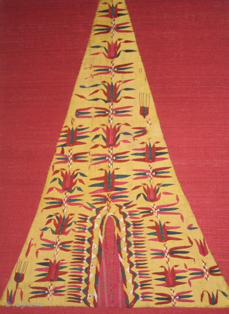 Fine silk embroidered yellow Cherpi fragment.
Turkmenistan.
Late 19th century.                         