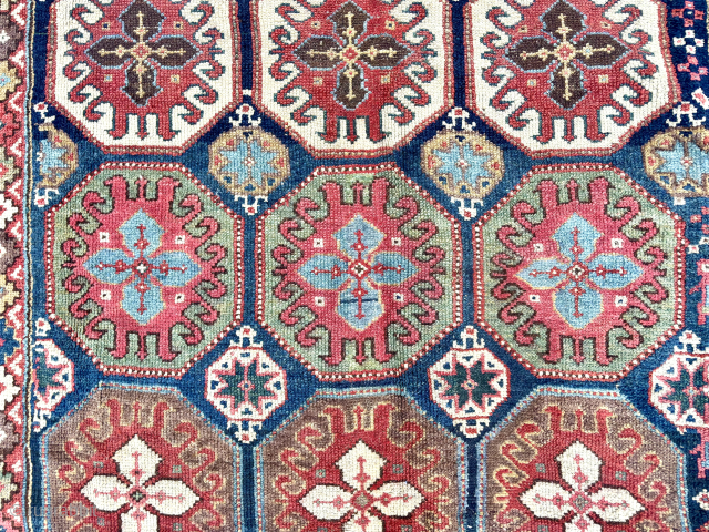 Rare Persian Bakhtiari runner, ca 1900, 140x247 cm
oturekpraha@gmail.com                         