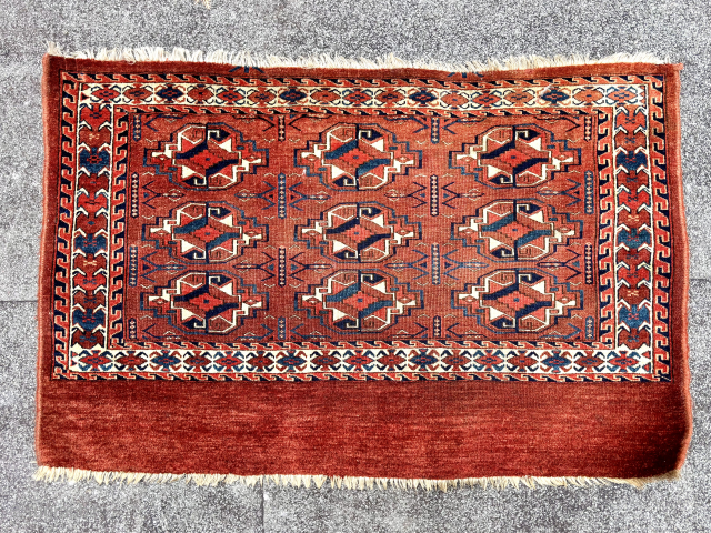 Turkmen Yomut Chuval, 118x76 cm, in a mint condition.
ondrej@cityhouse.cz                        