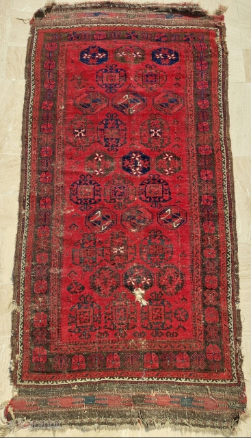 Gmail: metinrug77@gmail.com  Late 19th.Century Baluch Rug size: 103 x 200 cm                     