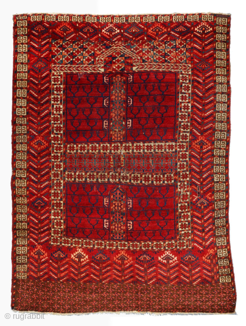 Middle of 19th Century Turkmen Tekke Ensi
Size : 118 x 165 cm                     