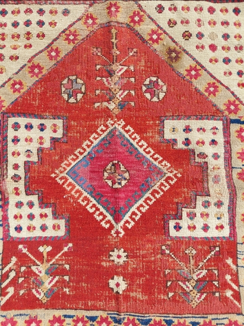 Anatolia Bergama Prayer Rug  sıze: 108 x 116                        