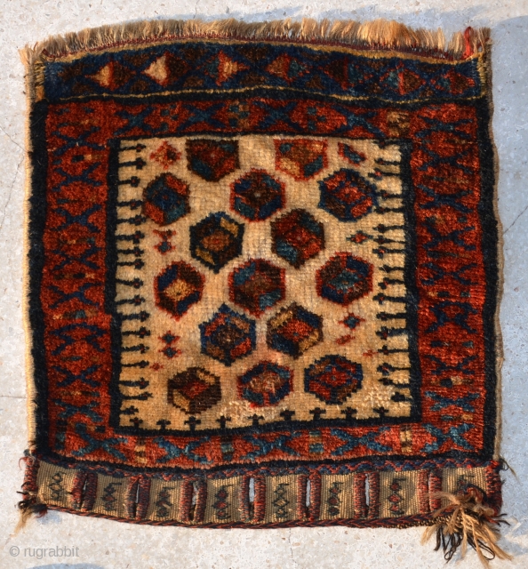 An Afshar bag late 19th century or end 19th century.
size is 40 x 39 cm.                  