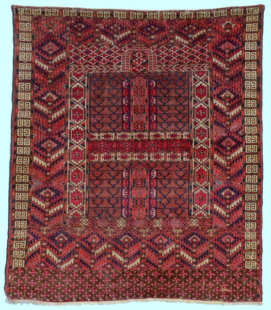 Tekke Egnsi 1880.
Size is 153 x 132 cm or 5.0 x 4.4 ft
                    