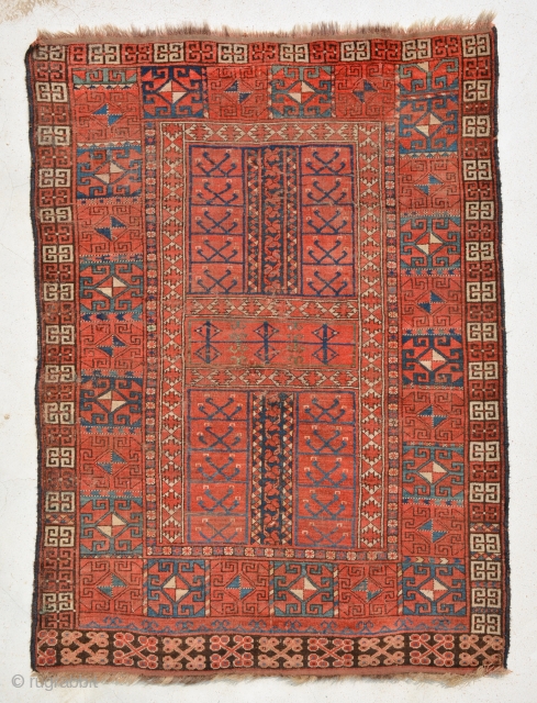 Ersari or uzbek engsi 1900
size is 177 x 128 cm                       