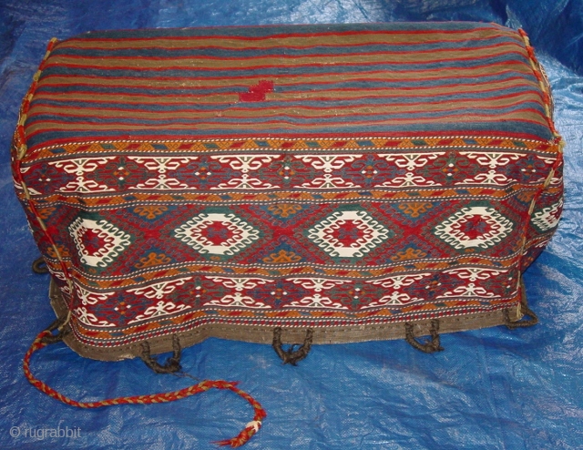 Antique Shasevan Tent Bag. Aprox 1.6 x 1.6 x 3.4 Ft.                      