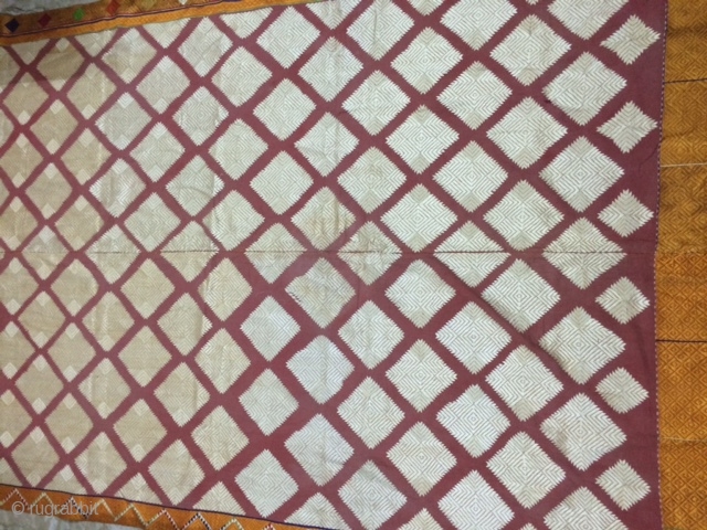 CHAND PHULKARI BAGH  FROM WEST PUNJAB (PAKISTAN)INDIA. WITH RARE DESIGN IN GOOD CONDITION.                   