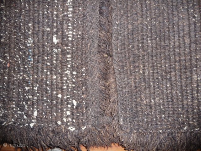 early wangden weaving with natural brown wool and natural dyes. nice patina and original ends! tibet, first half 19th century.             