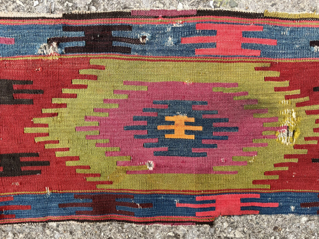 18th c. (32x108 cm) Central Anatolian kilim fragment. Nigde. Detail. Please email: patrickpouler@gmail.com