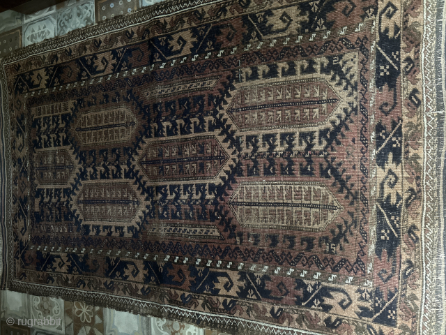 Old Baluch, issue in a corner.
Cm. 166x100
Contact: patri0562@gmail.com