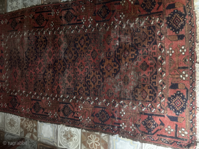 Baluch rug, some low pile but great character.
Cm.155x87
Contact: patri0562@gmail.com