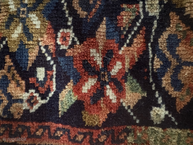 Afshar bag perfectly conserved,
all closingtabs in place.
Cm 76x64
Contact: patri0562@gmail.com