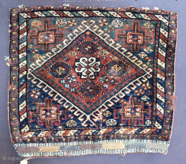 Beautiful Shiraz (Nafar tribe?) bag face with a wide range of colors. 62x56 cm                   