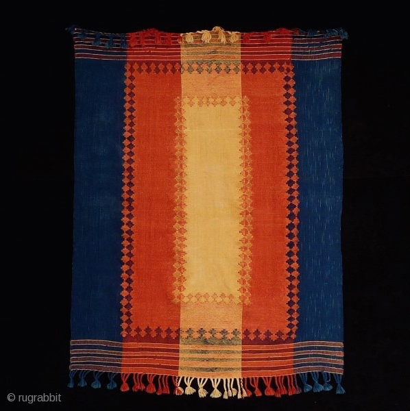 "How difficult it is to be simple." - Vincent van Gogh 'Shadda' kilim, Azerbaijan, 20th century, perfect condition. Wool on wool with different warps, what gives a multiplied transparency effect to the  ...