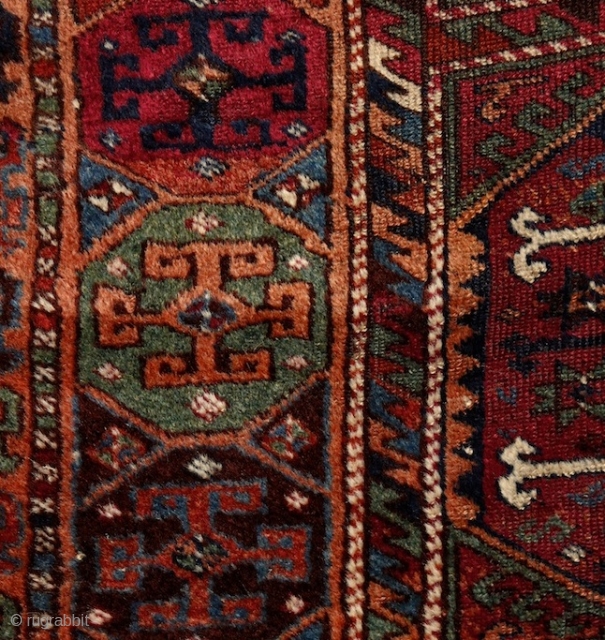 Reshwan rug, ca. 1870., Eastern Anatolia, 170x120cm. Pre-commercial, tribal piece. Magnific, elegant, deeply saturated all organic dyes incl. many refreshing greens.... glowing, silky wool. Original kilim finishing on both ends with Cicim  ...