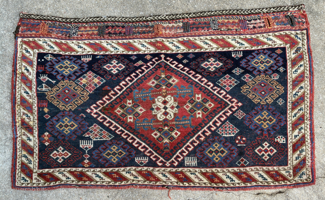 Afshar bag face, 88 x 52 cm. Email: peparethos@xsmail.com                        