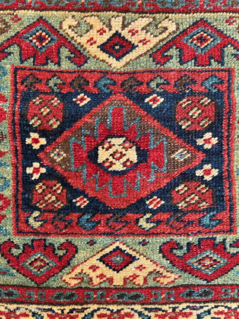 Kurdish pile bag face, 60 x 54 cm. Email: peparethos@xsmail.com                       
