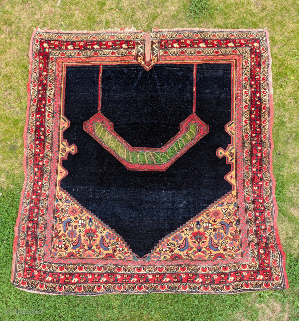 Senneh Saddle cover 19th C
110 x 103cm
Fair condition with a little moth damage and repair