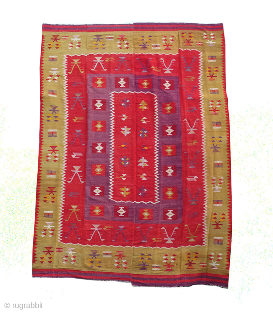 Selling this old Macedonian kilim. Quite large 320-225cm or 10'6" × 7'4"
This kilim likely originates from south-central or eastern North Macedonia, such as:

Kratovo, Štip, or Pijanec regions, where kilim weaving flourished in  ...