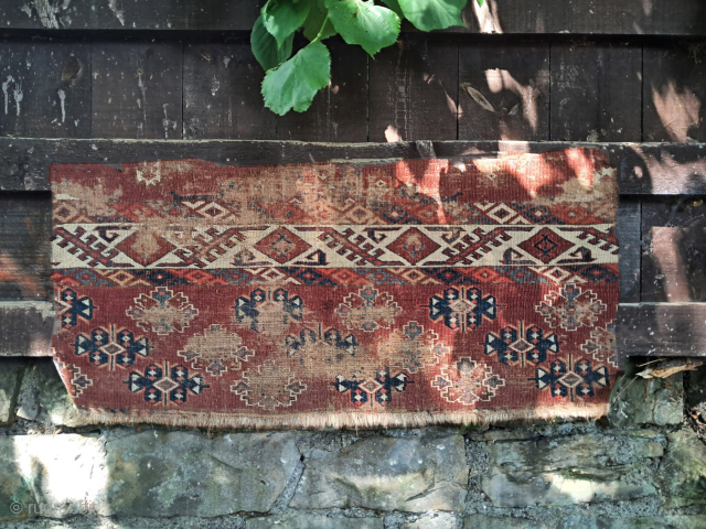 Yomut (Karadashli) main-carpet fragment, Khorezm/Khiva region, late 18th century (c. 1760–1800). Wool on wool, symmetric knots, ~5.8 × 7.2 knots/cm (~270 KPSI).
 Size 90x40cm 
Dated by people who know as 1760 circa
Goat's  ...