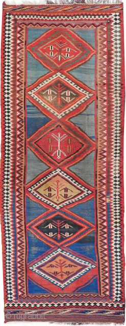 In the opinion of a respected expert, it is a 1880-1910 Luri (a period when both Luri and Qashqai shared territories in Fars) in mix kilim and soumak techniques
Measurements> 370cmx141cm or 12.2x4.6  ...