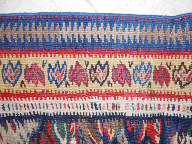 Senneh kilim, early 20th c.
205 x 119 cm. Beautiful colours, good conditions, lined.                    