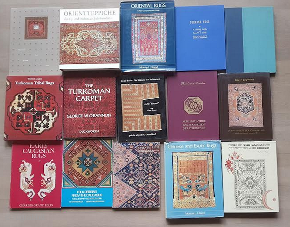  Some rug books, 33 in total - all in very good condition. Priced to sell!!!

Any questions please contact me at hieffspeakers@gmail.com
           