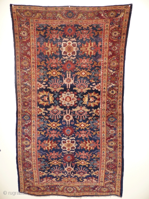 Very fine Soltanabad or Ferhan around 1880,with all natural colors.
size;210x120 cm                      