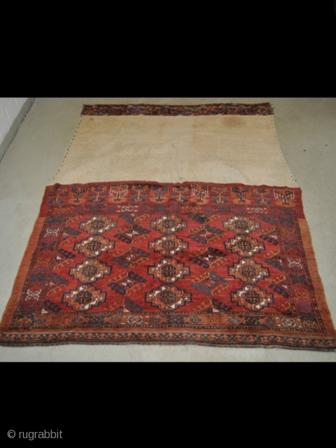 An old Kizyl Ayak chuval with 147/100 cm plus kilim. Good shape with little demages. Yello silk highlights.               