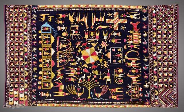 GORGEOUS BLACK

Handspun cotton plain weave (khaddar) with silk and cotton embroidery, Sanchi Phulkari From East(Punjab) India.
Color combination is so alluring with different geometric borders.
.
.
.
.
Available         