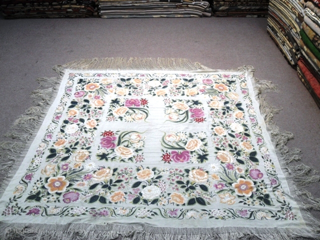 China textile? very good condition  size 160 cm x 150 cm                     