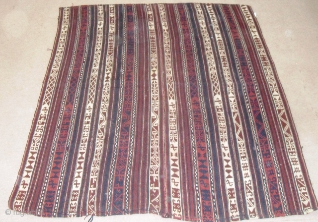 Adıyaman Savak Kilim very nice colors size is  165 cm x 141 cm                   