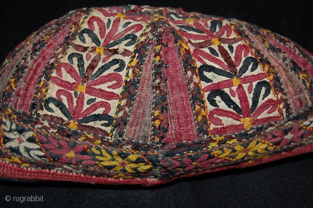 Beautiful 19th century Turkmen hat, very good condition, fine embroidery and nice colours.                    