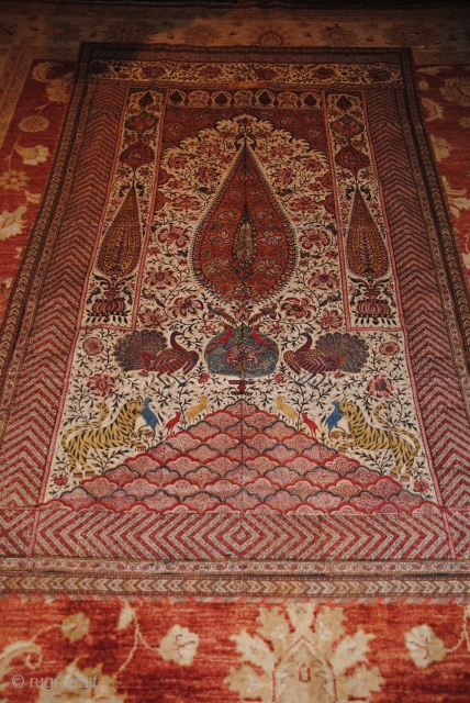 Beautiful Old Persian Kalamkar, Great condition, very fresh and unusuel colours.

A collectors piece                    