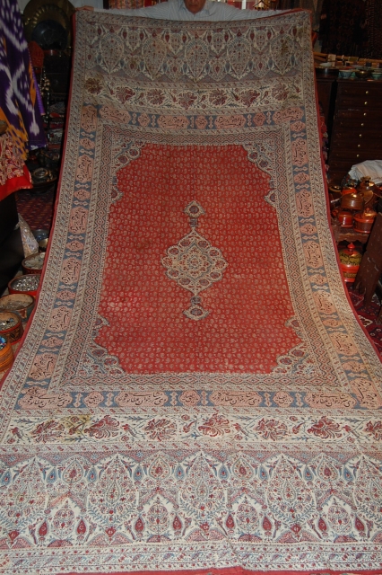 Beautiful Old persian Kalamkar piece, in great condition, very long piece and very good colour and nice designe, size is more than 3 meter long.        