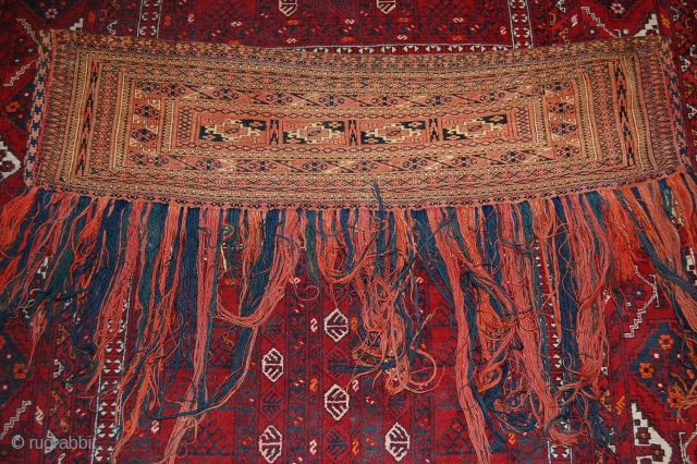 beautiful 19th century teke khorjin, in great condition, naturel colours and fine work, the size is 30/120 cm.               